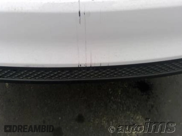 2018 Ford Focus SE z VIN 1FADP3F20JL259181, wystawiony jako IAAI lot #42400276 z przebiegiem 161 473 mil mil oraz . Historia ofert i sprzedaży dostępna na DreamBid. Obrazek 7.