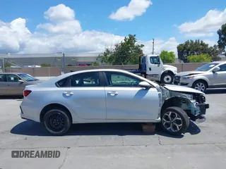 2021 Kia Forte LXS z VIN 3KPF24AD0ME349234, wystawiony jako IAAI lot #42238895 z przebiegiem 66 043 mil mil oraz . Historia ofert i sprzedaży dostępna na DreamBid. Obrazek 14.