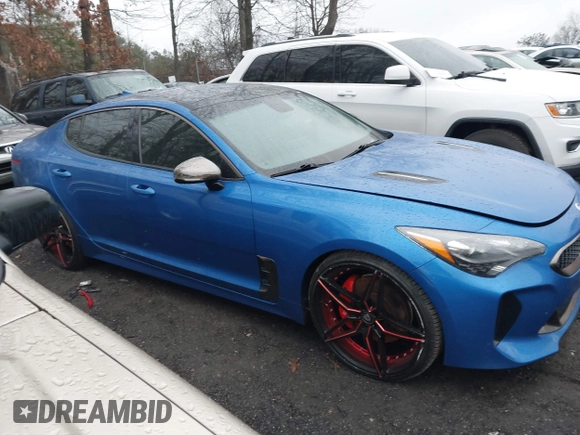 2018 Kia Stinger GT1 with VIN KNAE45LCXJ6018532, listed as a IAAI auction lot 41563629 with 91,043 mi miles. Bid and sale history available at carsss.com. Image 13.