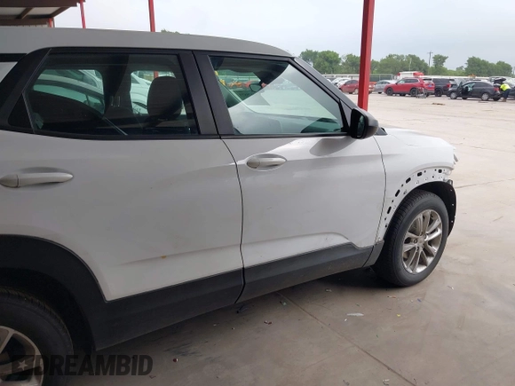 2024 Chevrolet TrailBlazer LS with VIN KL79MMS28RB098209, listed as a IAAI auction lot 42079573 with 54,980 mi miles. Bid and sale history available at carsss.com. Image 14.