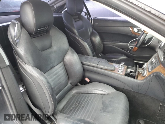 2013 Mercedes-Benz SL 550 z VIN WDDJK7DAXDF004706, wystawiony jako Copart lot #43739465 z przebiegiem 76 174 mil mil oraz Szkoda całkowita • Salvage title. Historia ofert i sprzedaży dostępna na DreamBid. Obrazek 10.