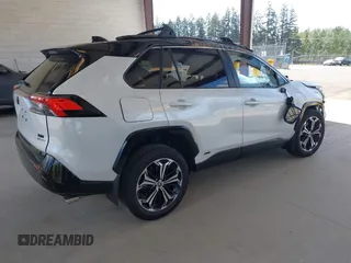 2025 Toyota RAV4 XSE с VIN JTMEB3FV4SD251779, выставлен на аукционе IAAI как лот 42179222 с пробегом 692 миль миль и . История ставок и продаж доступна на DreamBid. Изображение 4.