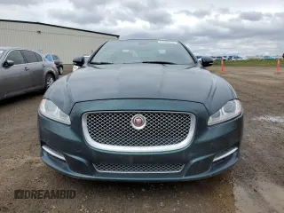 2015 Jaguar XJ Premium Luxury with VIN SAJXJ1CD3F8V88780, listed as a Copart auction lot 57488345 with 62,776 mi miles and Clean Title. Bid and sale history available at DreamBid. Image 5.