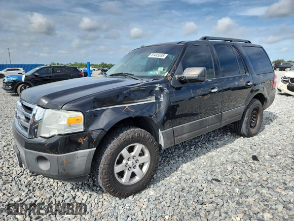 2011 Ford Expedition XL with VIN 1FMJU1G55BEF00267, listed as a Copart auction lot 61445035 with 228,536 mi miles and Salvage title. Bid and sale history available at DreamBid. Image 1.