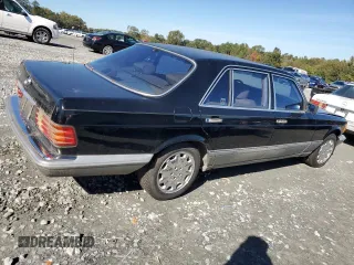 1988 Mercedes-Benz 560 with VIN WDBCA39D8JA407186, listed as a Copart auction lot 80227564 with 139,243 mi miles and Clean Title. Bid and sale history available at DreamBid. Image 3.