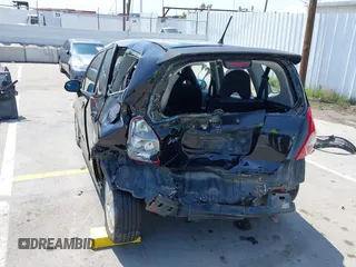 2007 Honda Fit Sport with VIN JHMGD38677S050534, listed as a IAAI auction lot 42382491 with 157,246 mi miles and . Bid and sale history available at DreamBid. Image 6.