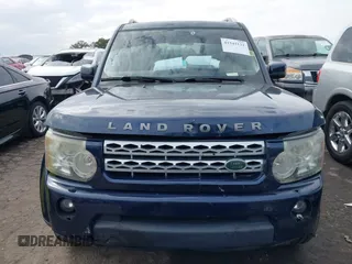 2011 Land Rover LR4 HSE z VIN SALAG2D4XBA576516, wystawiony jako IAAI lot #41542121 z przebiegiem 101 750 mil mil oraz . Historia ofert i sprzedaży dostępna na DreamBid. Obrazek 11.
