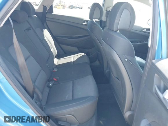 2017 Hyundai Tucson SE with VIN KM8J23A42HU423096, listed as a IAAI auction lot 42066638 with 197,618 mi miles. Bid and sale history available at carsss.com. Image 8.