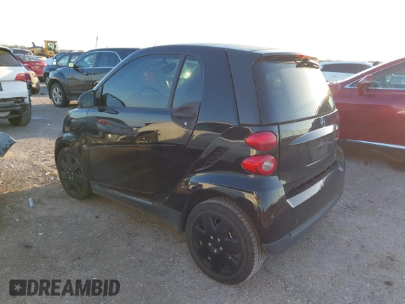 2009 Smart fortwo Pure с VIN WMEEJ31X69K331684, выставлен на аукционе IAAI как лот 41770804 с пробегом 112 611 миль миль и . История ставок и продаж доступна на DreamBid. Изображение 3.