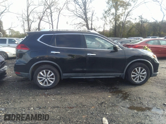 2017 Nissan Rogue SV with VIN KNMAT2MV7HP606962, listed as a IAAI auction lot 40924941 with 129,183 mi miles. Bid and sale history available at carsss.com. Image 13.