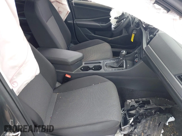 2020 Volkswagen Jetta S with VIN 3VWN57BU0LM086425, listed as a IAAI auction lot 42511761 with 32,644 mi miles and . Bid and sale history available at DreamBid. Image 5.