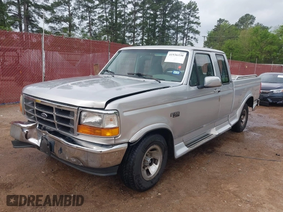 1996 Ford F-150 with VIN 1FTEX15H6TKA38105, listed as a IAAI auction lot 41936330 with 198,732 mi miles. Bid and sale history available at carsss.com. Image 17.