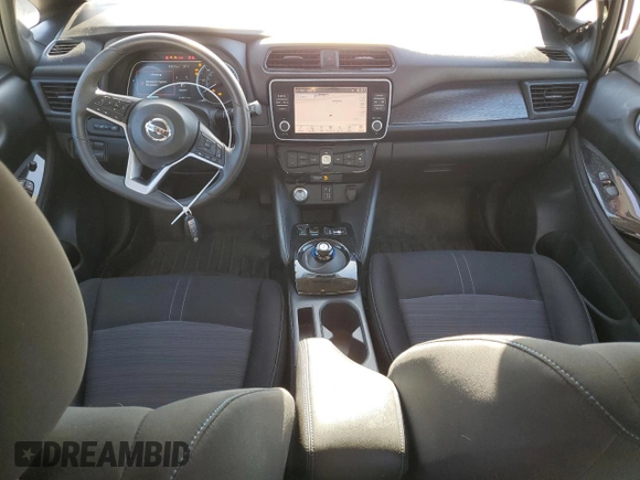 2020 Nissan LEAF SV Plus z VIN 1N4BZ1CP2LC307711, wystawiony jako Copart lot #55229505 z przebiegiem 42 467 mil mil oraz Szkoda całkowita • Salvage title. Historia ofert i sprzedaży dostępna na DreamBid. Obrazek 8.