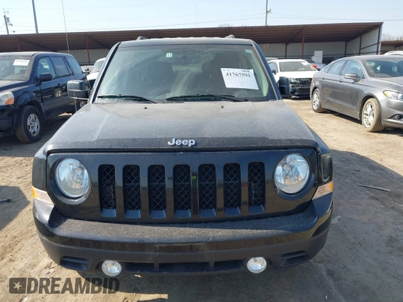 2015 Jeep Patriot Latitude with VIN 1C4NJPFB2FD157907, listed as a IAAI auction lot 41767591 with 111,738 mi miles and . Bid and sale history available at DreamBid. Image 6.