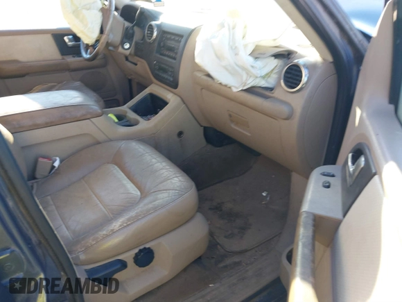 2003 Ford Expedition Eddie Bauer with VIN 1FMRU17W73LA15301, listed as a IAAI auction lot 38761176 with 1 mi miles. Bid and sale history available at carsss.com. Image 5.