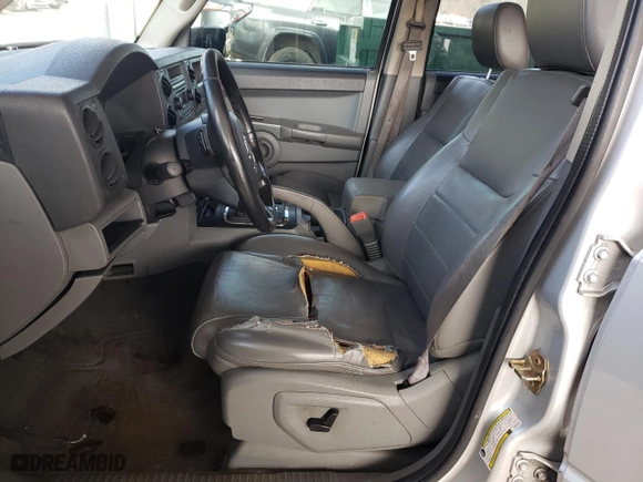 2007 Jeep Commander Sport with VIN 1J8HH48K97C655056, listed as a Copart auction lot 45731735 with 287,972 mi miles and Salvage Title. Bid and sale history available at carsss.com. Image 7.