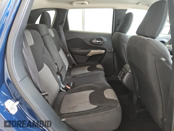 2018 Jeep Cherokee Latitude with VIN 1C4PJLCB7JD604911, listed as a Copart auction lot 60128925 with 132,842 mi miles and Clean title. Bid and sale history available at DreamBid. Image 11.