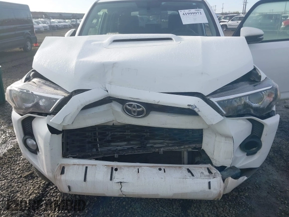 2019 Toyota 4Runner SR5 with VIN JTEBU5JRXK5700956, listed as a IAAI auction lot 41999972 with 61,032 mi miles and . Bid and sale history available at DreamBid. Image 6.