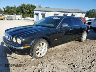 2005 Jaguar XJ VDP with VIN SAJWA82C05SG47513, listed as a Copart auction lot 75428654 with 157,442 mi miles and Salvage Title. Bid and sale history available at carsss.com. Image 1.
