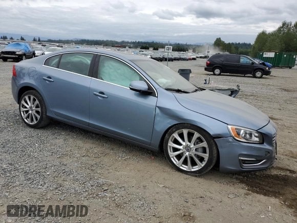 2017 Volvo S60 Inscription z VIN LYV402TK4HB127567, wystawiony jako Copart lot #66991914 z przebiegiem Nie podano mil oraz Szkoda całkowita • Salvage title. Historia ofert i sprzedaży dostępna na DreamBid. Obrazek 4.