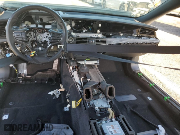 2022 Lexus LS 500 z VIN JTHD51FF4N5015727, wystawiony jako Copart lot #47623113 z przebiegiem Nie podano mil oraz . Historia ofert i sprzedaży dostępna na DreamBid. Obrazek 8.