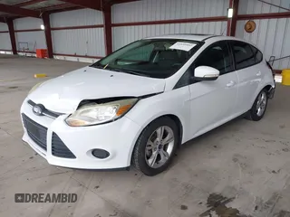 2014 Ford Focus SE with VIN 1FADP3K21EL301336, listed as a IAAI auction lot 41939452 with 118,203 mi miles. Bid and sale history available at carsss.com. Image 17.
