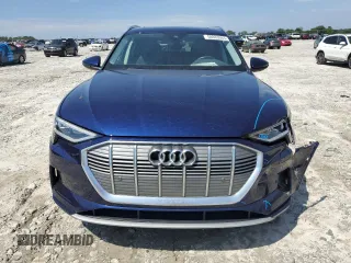 2021 Audi e-tron Premium with VIN WA1AAAGE6MB010898, listed as a Copart auction lot 58883063 with 17,986 mi miles. Bid and sale history available at carsss.com. Image 5.