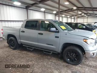 2019 Toyota Tundra 2WD SR5 with VIN 5TFEY5F15KX253952, listed as a IAAI auction lot 40802742 with 110,465 mi miles. Bid and sale history available at carsss.com. Image 13.
