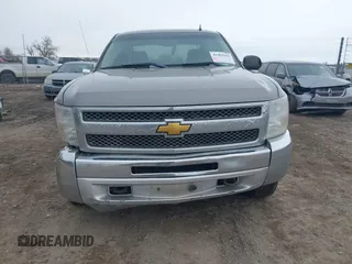 2013 Chevrolet Silverado 1500 LT with VIN 1GCRKSE73DZ268481, listed as a IAAI auction lot 41461642 with 280,718 mi miles and . Bid and sale history available at DreamBid. Image 12.