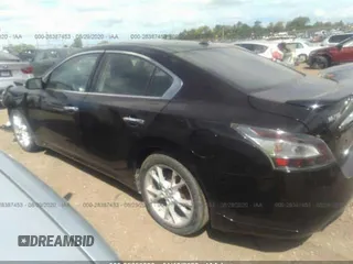 2014 Nissan Maxima S z VIN 1N4AA5AP8EC460836, wystawiony jako IAAI lot #35659339 z przebiegiem 117 924 mil mil oraz . Historia ofert i sprzedaży dostępna na DreamBid. Obrazek 3.
