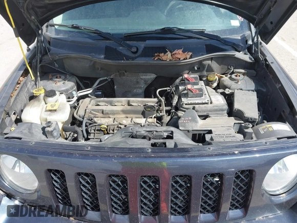 2015 Jeep Patriot Sport z VIN 1C4NJPBA6FD236123, wystawiony jako IAAI lot #41847309 z przebiegiem 158 258 mil mil oraz . Historia ofert i sprzedaży dostępna na DreamBid. Obrazek 10.