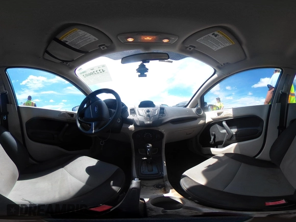 2013 Ford Fiesta S с VIN 3FADP4AJ7DM207683, выставлен на аукционе IAAI как лот 42220602 с пробегом 129 549 миль миль и . История ставок и продаж доступна на DreamBid. Изображение 18.