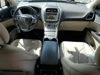 2019 Lincoln Nautilus Select with VIN 2LMPJ6K95KBL14772, listed as a Copart auction lot 48700404 with 52,899 mi miles. Bid and sale history available at carsss.com. Image 8.