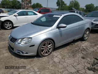 2011 Volkswagen Eos Executive with VIN WVWFW7AH0BV003993, listed as a Copart auction lot 64467815 with 111,557 mi miles and Salvage title. Bid and sale history available at DreamBid. Image 1.
