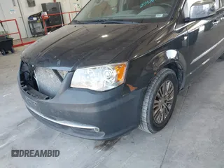 2011 Chrysler Town & Country Limited with VIN 2A4RR6DG0BR671291, listed as a IAAI auction lot 41799322 with 254,169 mi miles. Bid and sale history available at carsss.com. Image 6.