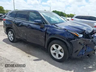 2020 Toyota Highlander L z VIN 5TDCZRAH1LS009495, wystawiony jako IAAI lot #42119622 z przebiegiem 33 858 mil mil oraz . Historia ofert i sprzedaży dostępna na DreamBid. Obrazek 1.