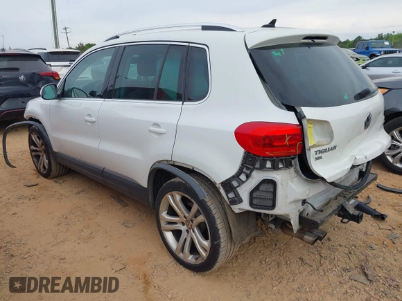 2016 Volkswagen Tiguan S with VIN WVGBV7AXXGW585445, listed as a IAAI auction lot 42083377 with 111,011 mi miles and . Bid and sale history available at DreamBid. Image 3.