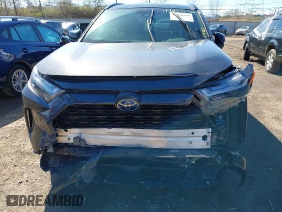 2024 Toyota RAV4 Hybrid XSE with VIN 4T3E6RFV7RU147226, listed as a IAAI auction lot 41858238 with 26,549 mi miles. Bid and sale history available at carsss.com. Image 12.