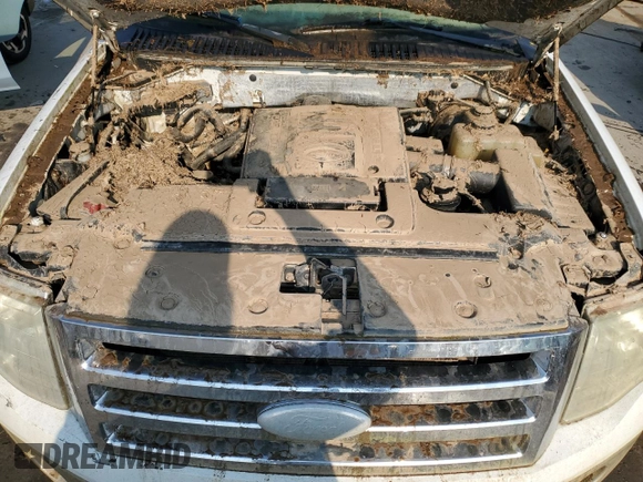 2007 Ford Expedition Max Eddie Bauer with VIN 1FMFK18577LA79018, listed as a Copart auction lot 69244794 with Not Provided miles and Salvage Title. Bid and sale history available at DreamBid. Image 12.
