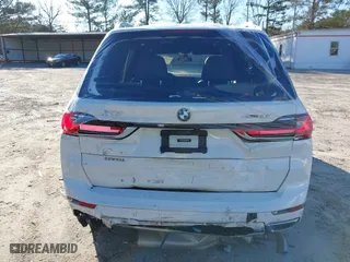 2020 BMW X7 xDrive40i with VIN 5UXCW2C05L9C18696, listed as a IAAI auction lot 41598890 with 102,599 mi miles. Bid and sale history available at carsss.com. Image 16.