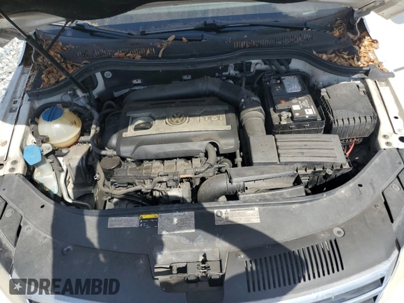 2013 Volkswagen CC Sport with VIN WVWBN7AN7DE541777, listed as a Copart auction lot 55121735 with 132,829 mi miles and Clean Title. Bid and sale history available at carsss.com. Image 11.