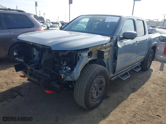2025 Nissan Frontier SV with VIN 1N6ED1EJ1SN606654, listed as a IAAI auction lot 41188337 with 3,567 mi miles. Bid and sale history available at carsss.com. Image 18.