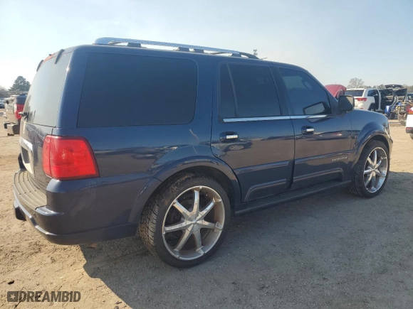 2004 Lincoln Navigator Luxury with VIN 5LMFU27R64LJ07484, listed as a Copart auction lot 45623885 with 171,972 mi miles and Clean Title. Bid and sale history available at carsss.com. Image 3.