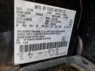 2009 Ford F-250 XL with VIN 1FTSW21R09EA35136, listed as a Copart auction lot 53234565 with 243,527 mi miles and Salvage title. Bid and sale history available at DreamBid. Image 14.