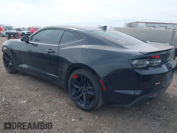2023 Chevrolet Camaro 2LT z VIN 1G1FD1RX6P0133885, wystawiony jako IAAI lot #41990345 z przebiegiem 50 583 mil mil oraz . Historia ofert i sprzedaży dostępna na DreamBid. Obrazek 3.