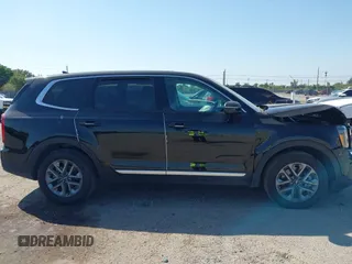 2024 Kia Telluride LX z VIN 5XYP24GC6RG482724, wystawiony jako IAAI lot #41806081 z przebiegiem 37 700 mil mil oraz . Historia ofert i sprzedaży dostępna na DreamBid. Obrazek 14.