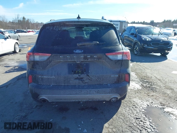 2021 Ford Escape Titanium with VIN 1FMCU9J91MUB36425, listed as a IAAI auction lot 41619575 with 35,737 mi miles and . Bid and sale history available at carsss.com. Image 16.