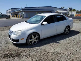 2010 Volkswagen Jetta Limited Edition с VIN 3VWAZ7AJ3AM115147, выставлен на аукционе Copart как лот 52068825 с пробегом 154 804 миль миль и Списание • Salvage title. История ставок и продаж доступна на DreamBid. Изображение 1.