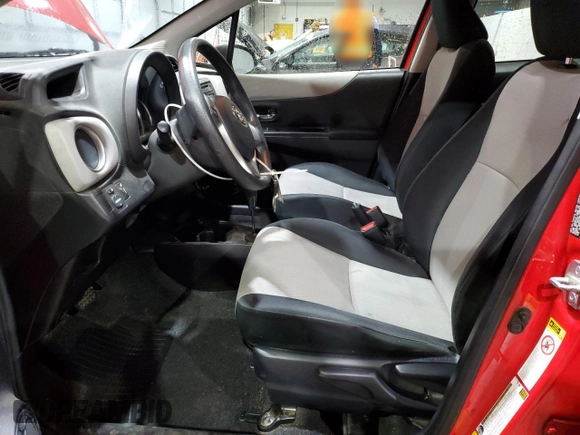 2013 Toyota Yaris L with VIN JTDKTUD36DD572006, listed as a Copart auction lot 89065915 with 75,390 mi miles and Salvage Title. Bid and sale history available at DreamBid. Image 7.