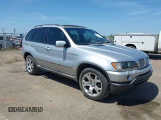 2001 BMW X5 4.4i with VIN WBAFB33511LH18797, listed as a IAAI auction lot 42075328 with 169,396 mi miles. Bid and sale history available at carsss.com. Image 1.